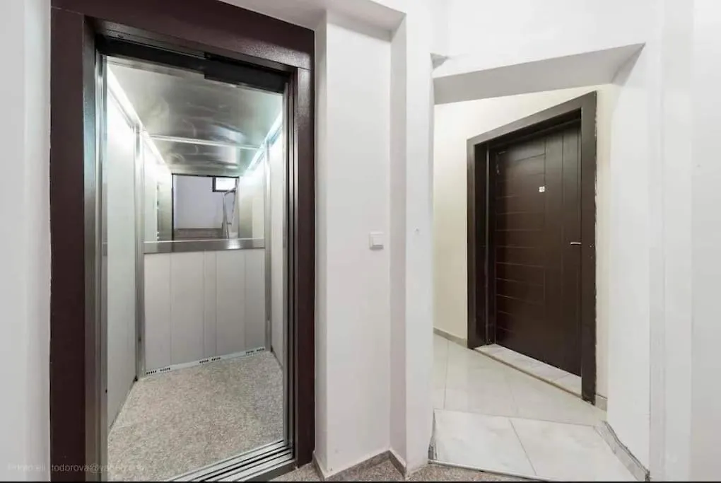 Karavelov Top Center Apartment Varna 0*,