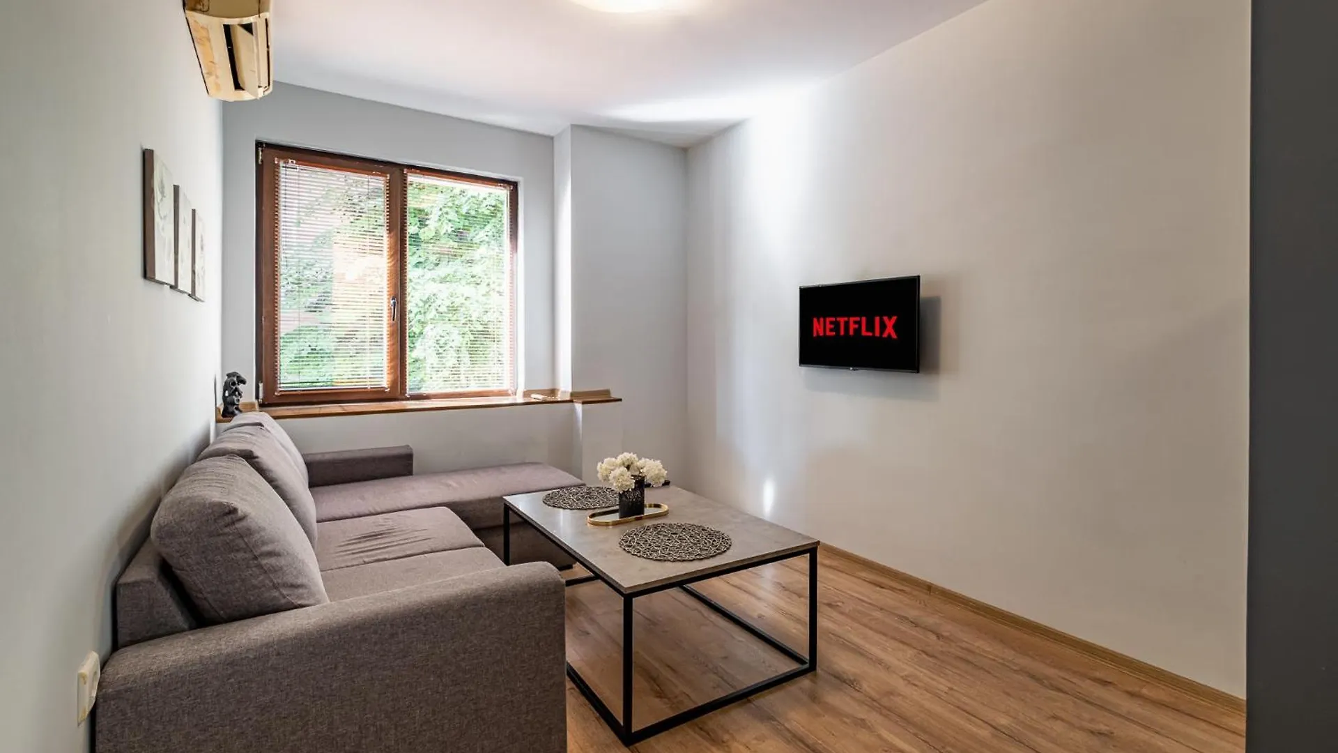 Karavelov Top Center Apartment Varna